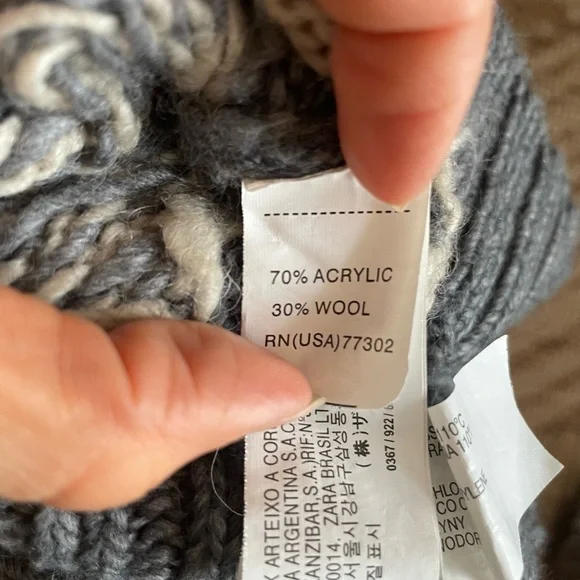 Zara knit sweater - Picture 7 of 8